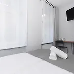 Zefiro Seredynskiego Apartamento *